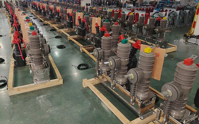 40.5kV Outdoor Pole-Mounted Vacuum Circuit Breaker