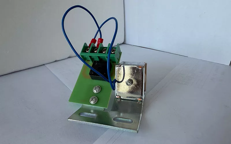 AC/DC 110V Latching Solenoid for Switchgear
