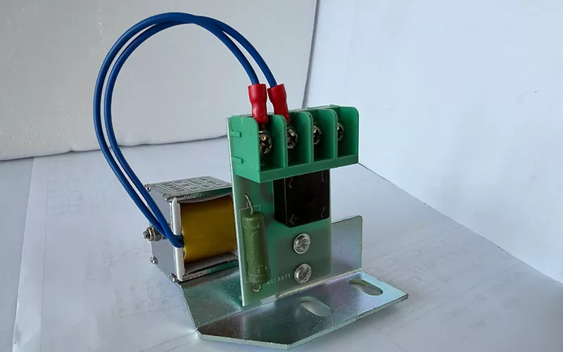 AC/DC 110V Position Latching Solenoid for Switchgear