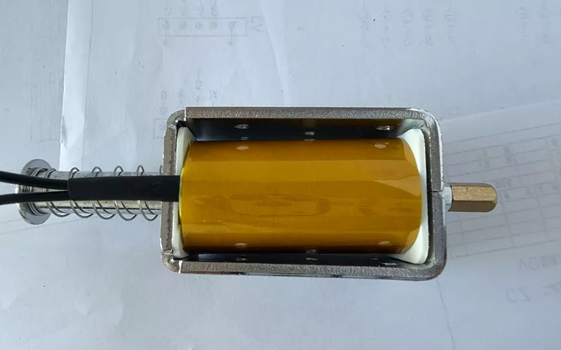 DC48V 4Ω Closing Opening Coil Lead Wire Type High Current