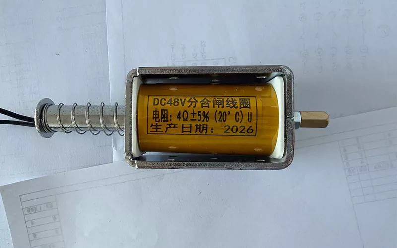 DC48V 4Ω Closing Opening Coil Lead Wire Type High Current